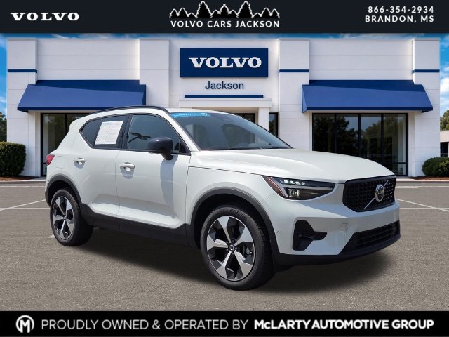 2026 Volvo XC40
