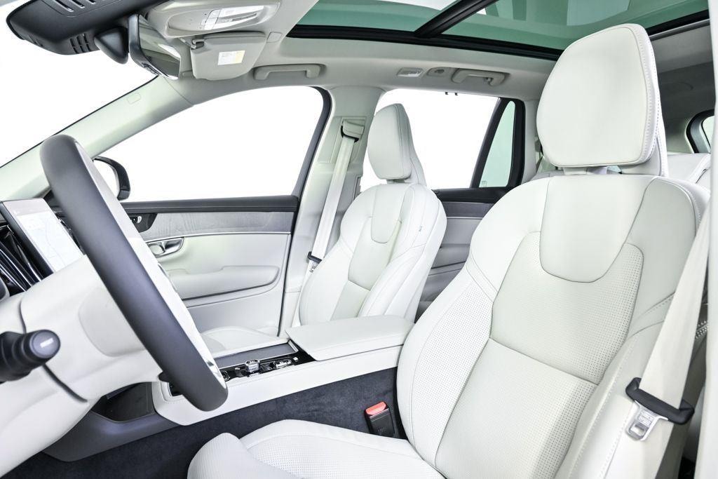 New 2026 Volvo XC90 B6 Ultra Dark Theme 7-Seater SUV