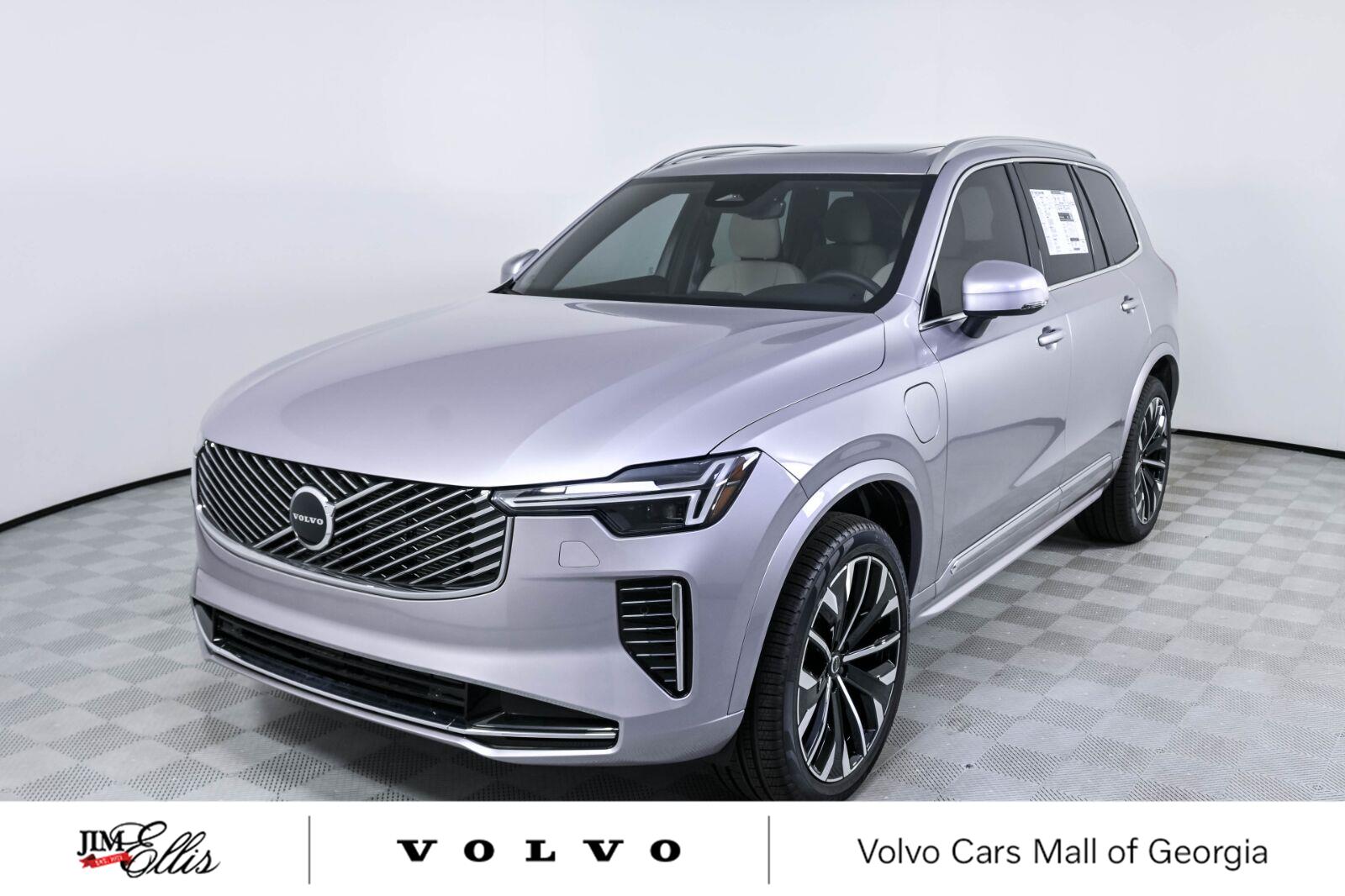 New 2026 Volvo XC90 plug-in hybrid T8 Core SUV
