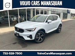 Used 2025 Volvo XC40 B5 Core SUV for sale in Manasquan