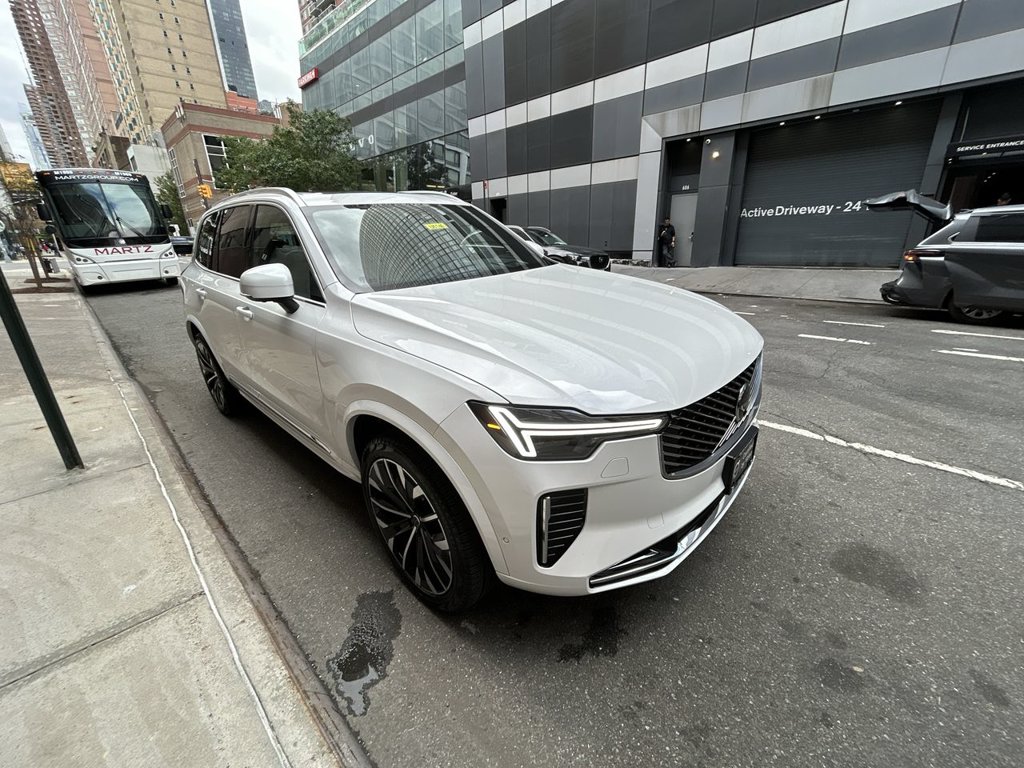 2025 Volvo XC90 Ultra