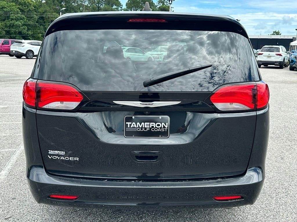 Used 2023 Chrysler Voyager LX Minivan/Van