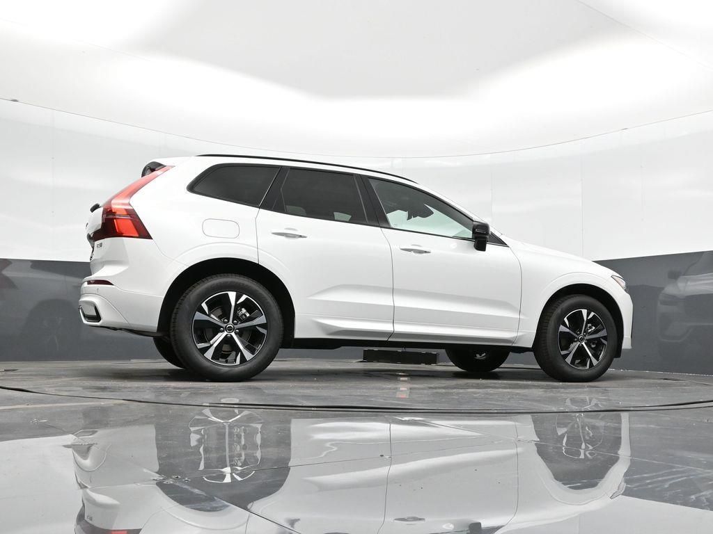 2026 Volvo XC60 Core - Photo 27