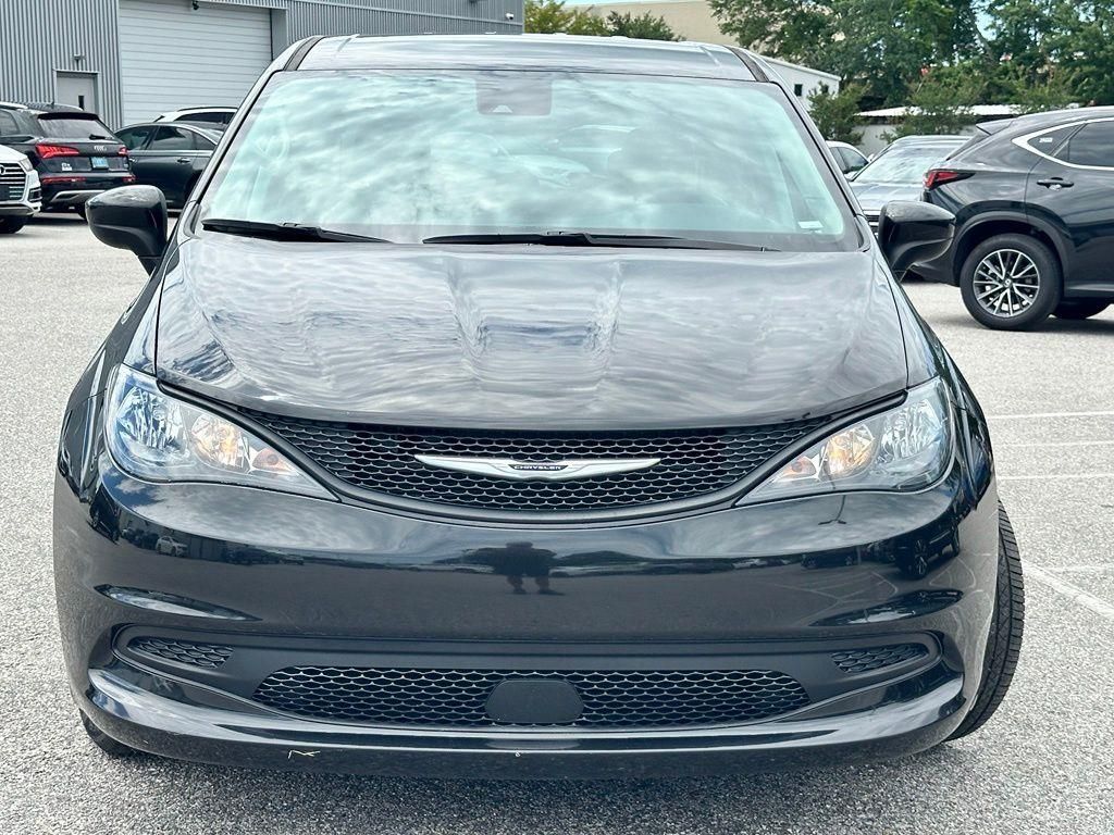 Used 2023 Chrysler Voyager LX Minivan/Van