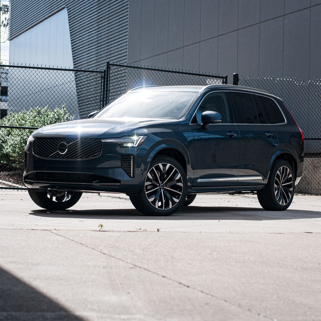 New 2026 Volvo XC90 B6 Plus 7-Seater SUV