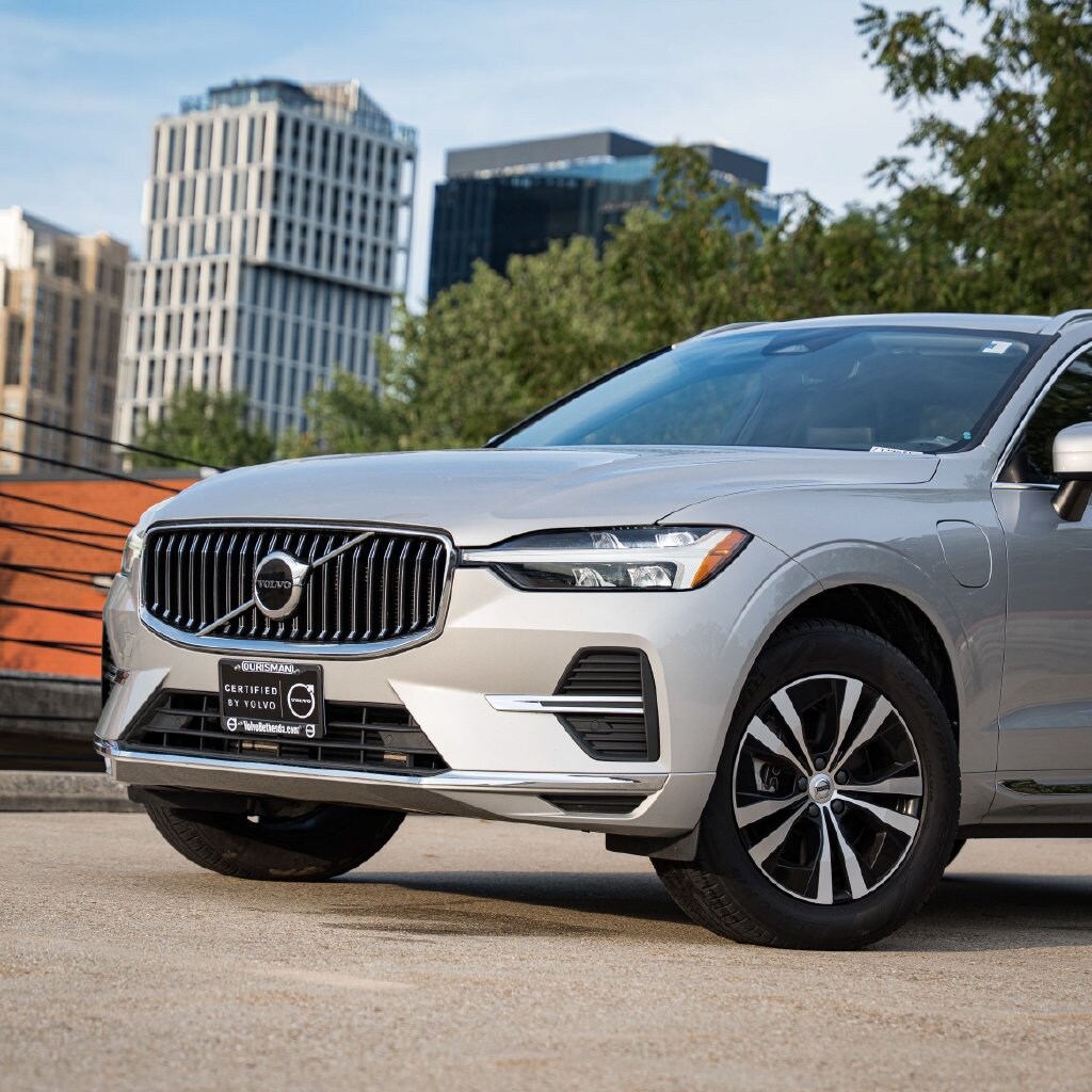Certified 2023 Volvo XC60 Recharge Plug-In Hybrid T8 Core Bright Theme SUV