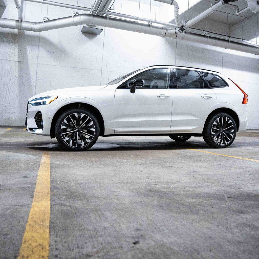 2026 Volvo XC60 Ultra - Photo 3