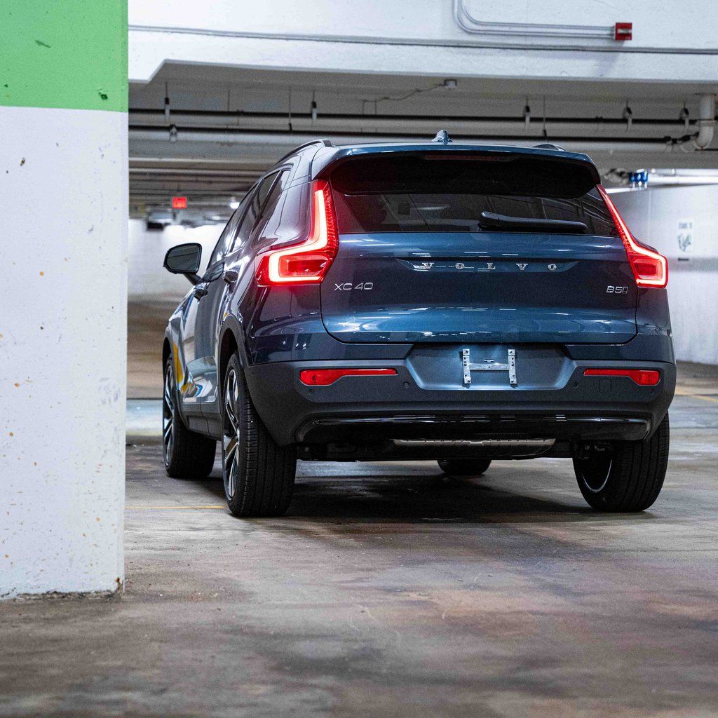 2026 Volvo XC40 Ultra - Photo 5