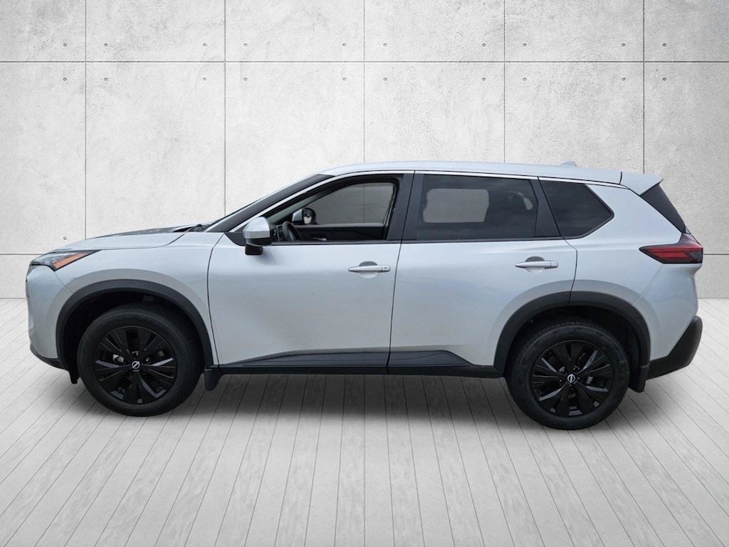 Used 2023 Nissan Rogue SV AWD SV