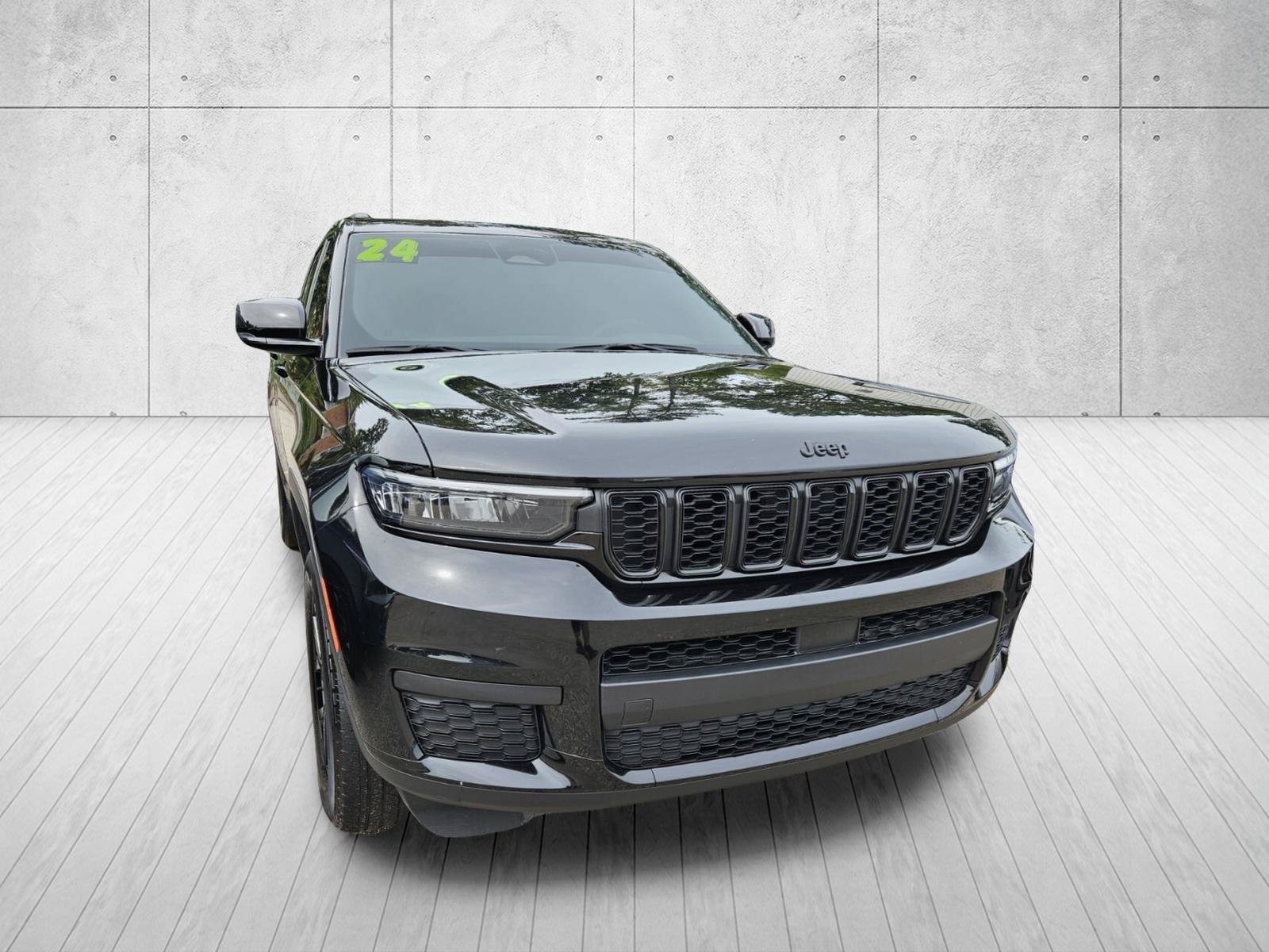 Used 2024 Jeep Grand Cherokee L Altitude Altitude 4x4
