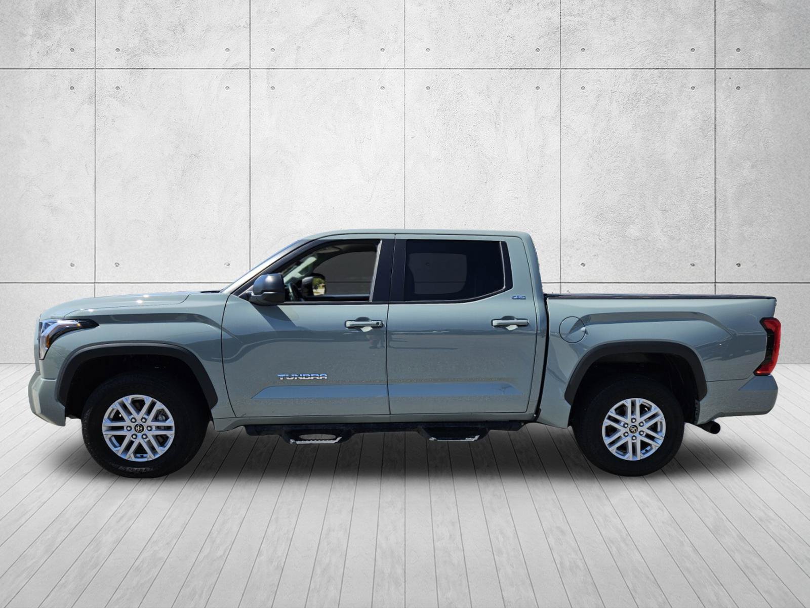 Used 2024 Toyota Tundra 4WD SR5 SR5 CrewMax 5.5 Bed