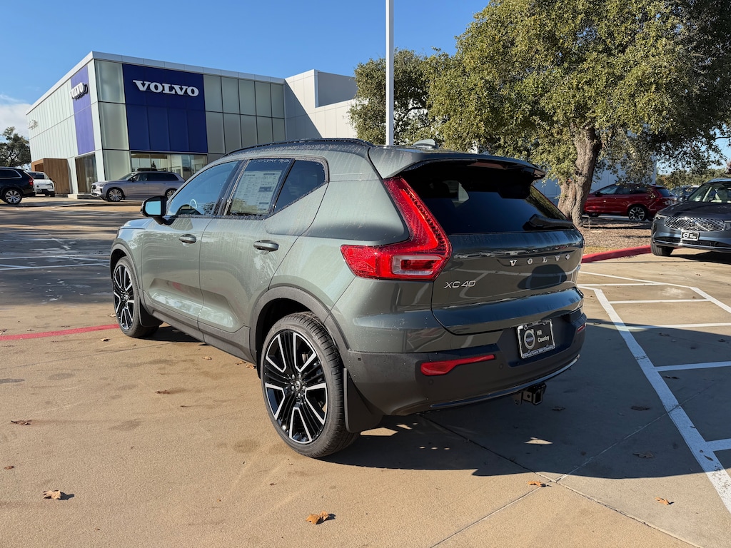 Used 2026 Volvo XC40 B5 Ultra SUV