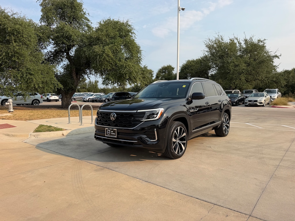 Used 2024 Volkswagen Atlas SEL Premium R-Line 4motion SUV
