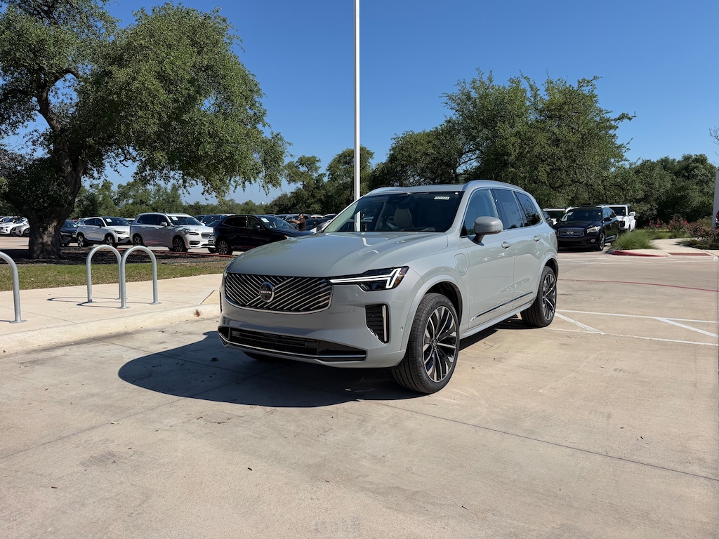 New 2026 Volvo XC90 plug-in hybrid T8 Ultra 7-Seater SUV