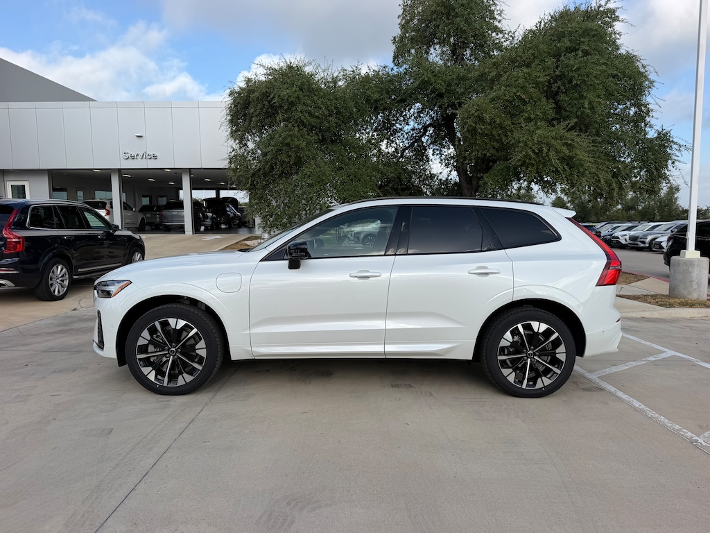 Certified 2026 Volvo XC60 Plug-In Hybrid T8 Plus SUV