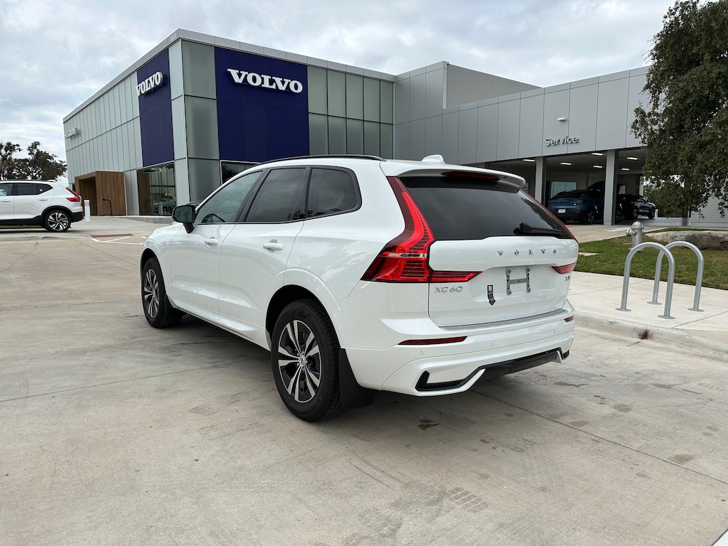 Used 2025 Volvo XC60 B5 Core SUV