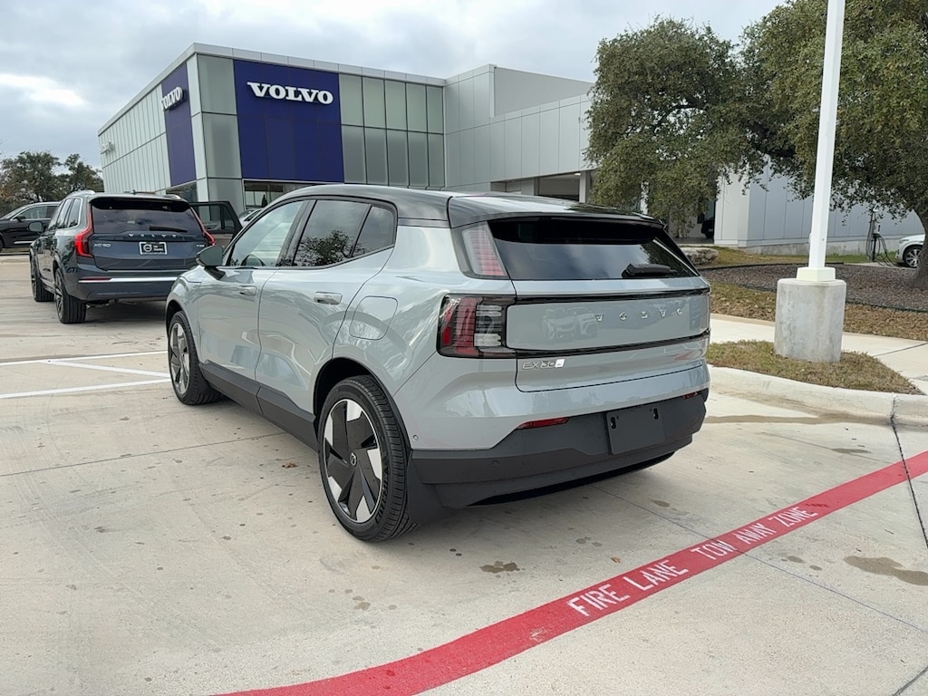New 2026 Volvo EX30 Twin Motor Ultra SUV