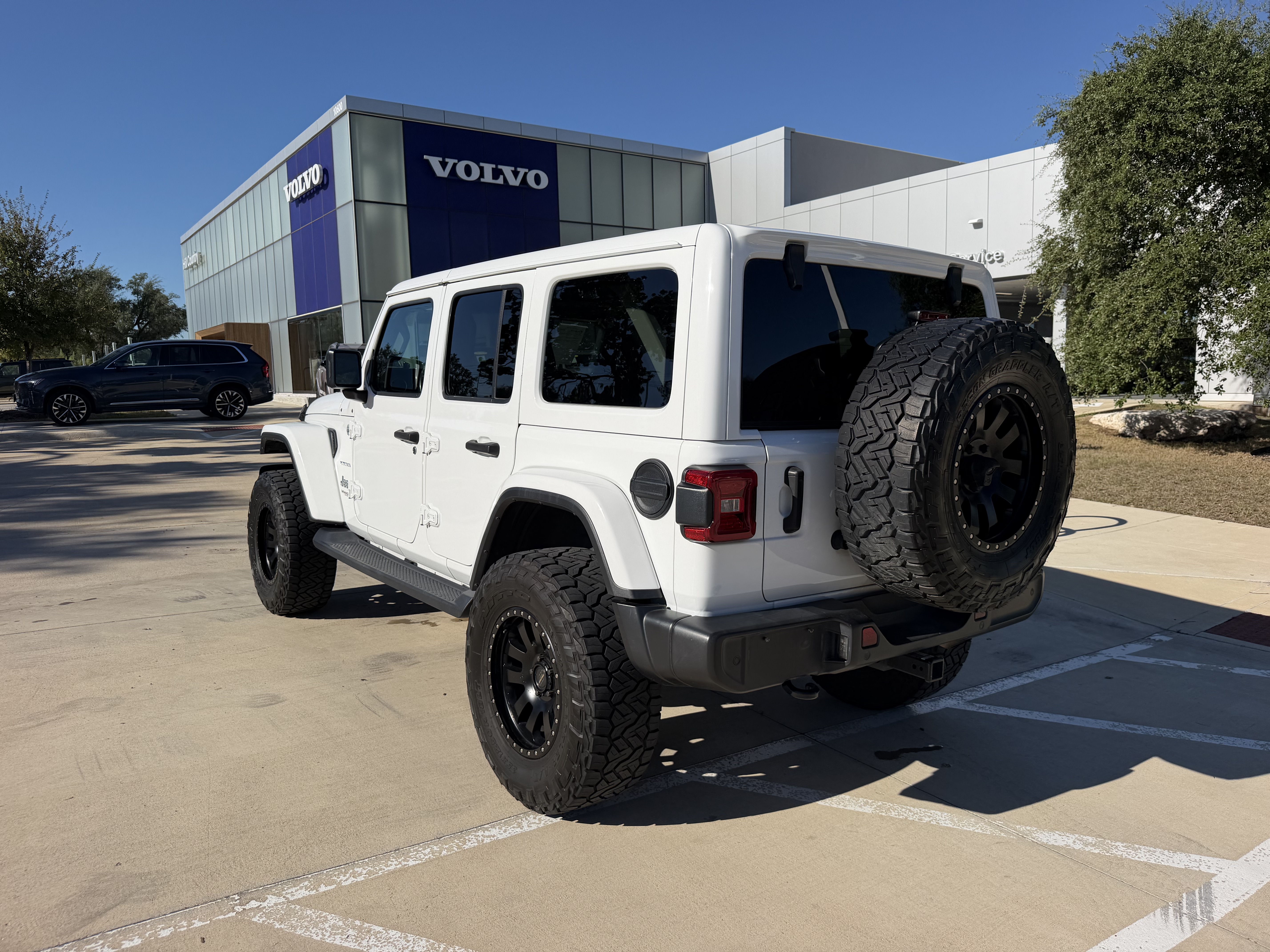 Used 2021 Jeep Wrangler Sahara SUV