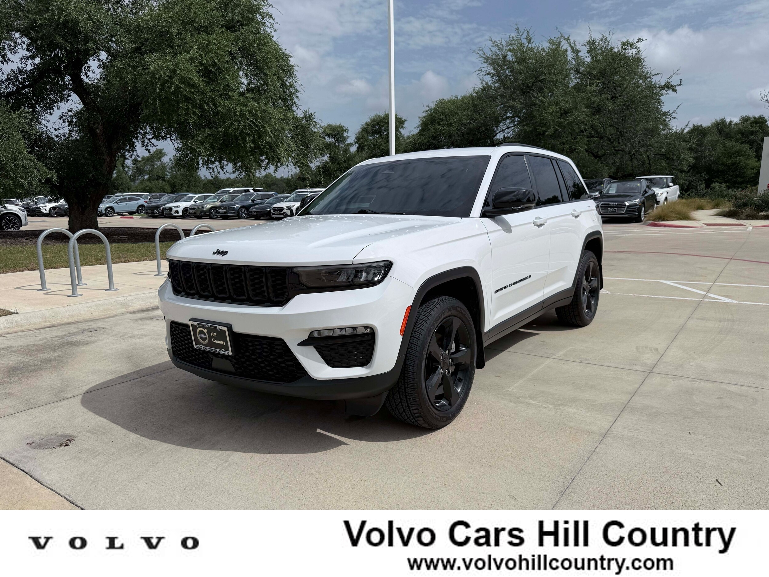 Used 2023 Jeep Grand Cherokee Limited SUV