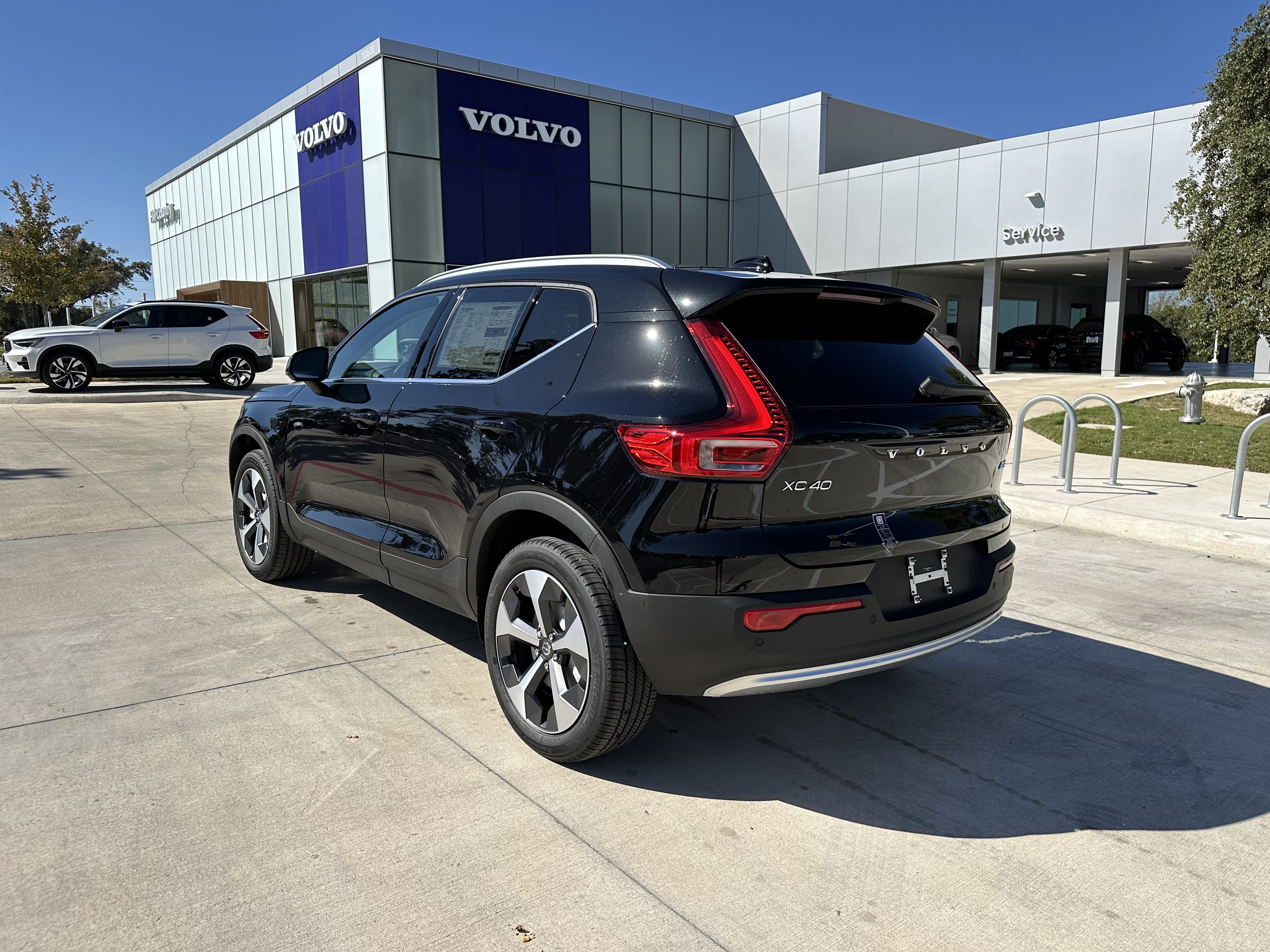 Used 2025 Volvo XC40 B5 Plus Bright Theme SUV