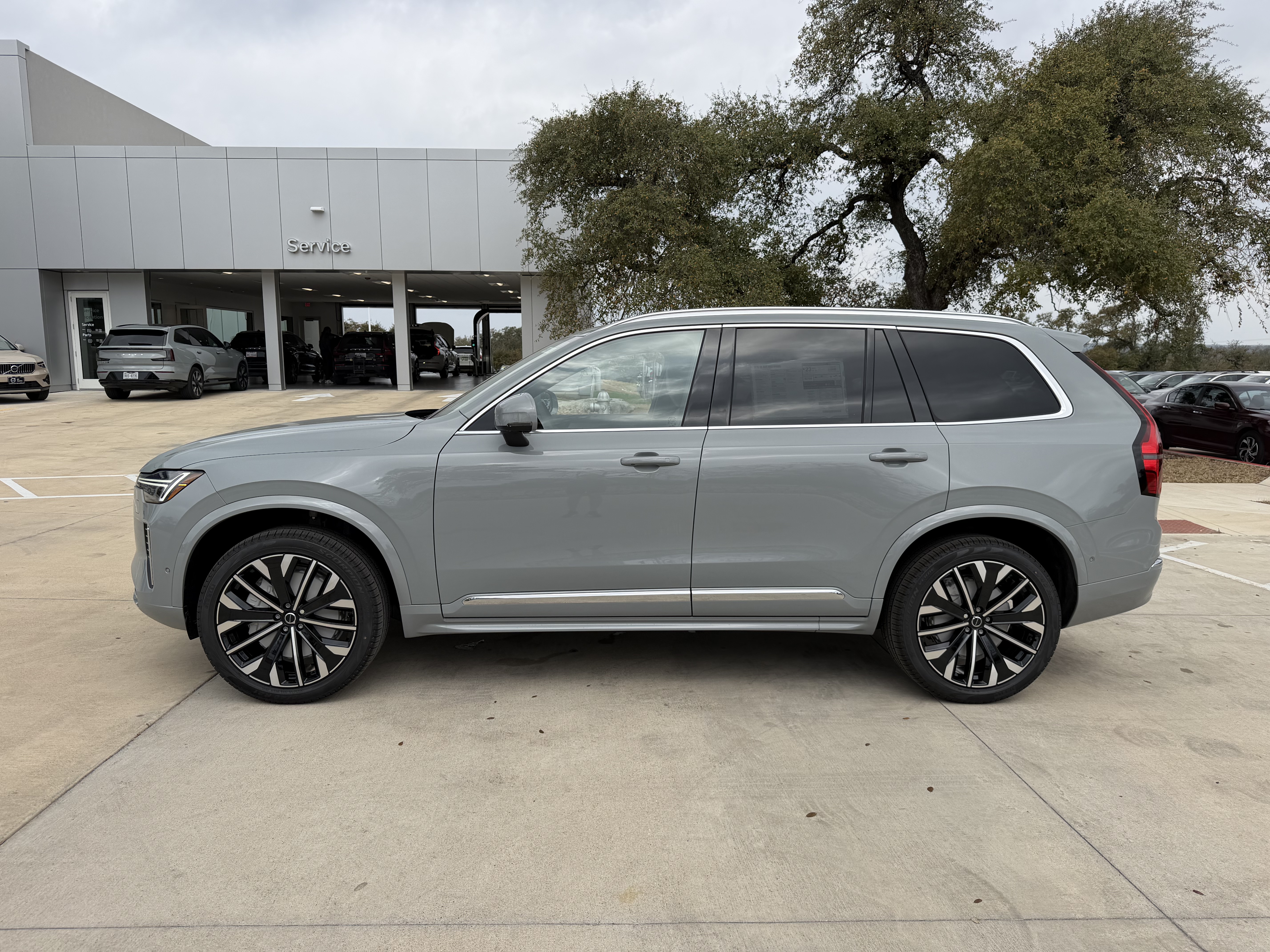 New 2026 Volvo XC90 B6 Plus 7-Seater SUV