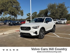 2026 Volvo XC40 B5 Plus AWD SUV