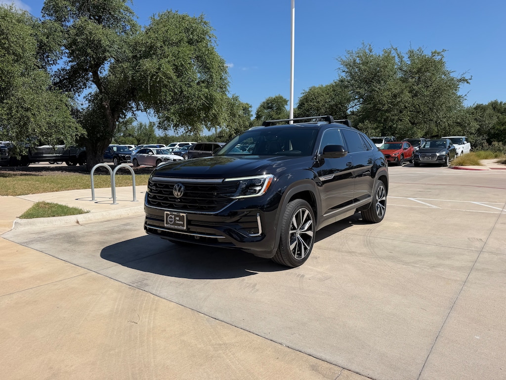 Used 2024 Volkswagen Atlas Cross Sport 2.0T SEL Premium R-Line SUV