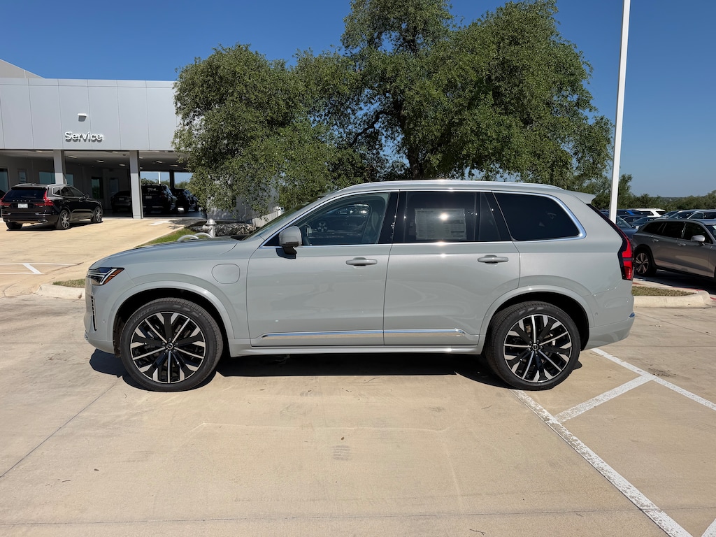 New 2026 Volvo XC90 plug-in hybrid T8 Ultra 7-Seater SUV
