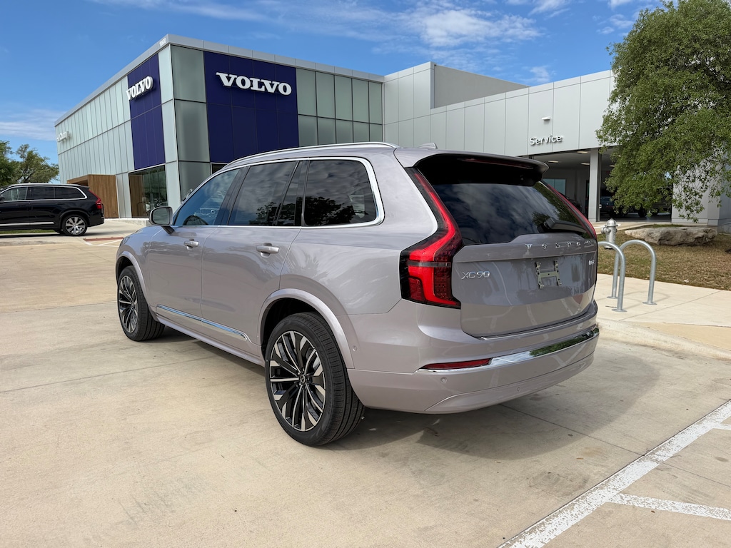 New 2026 Volvo XC90 B6 Plus 7-Seater SUV