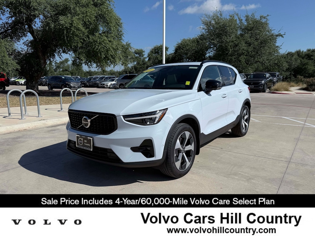 Used 2026 Volvo XC40 B4 Plus SUV