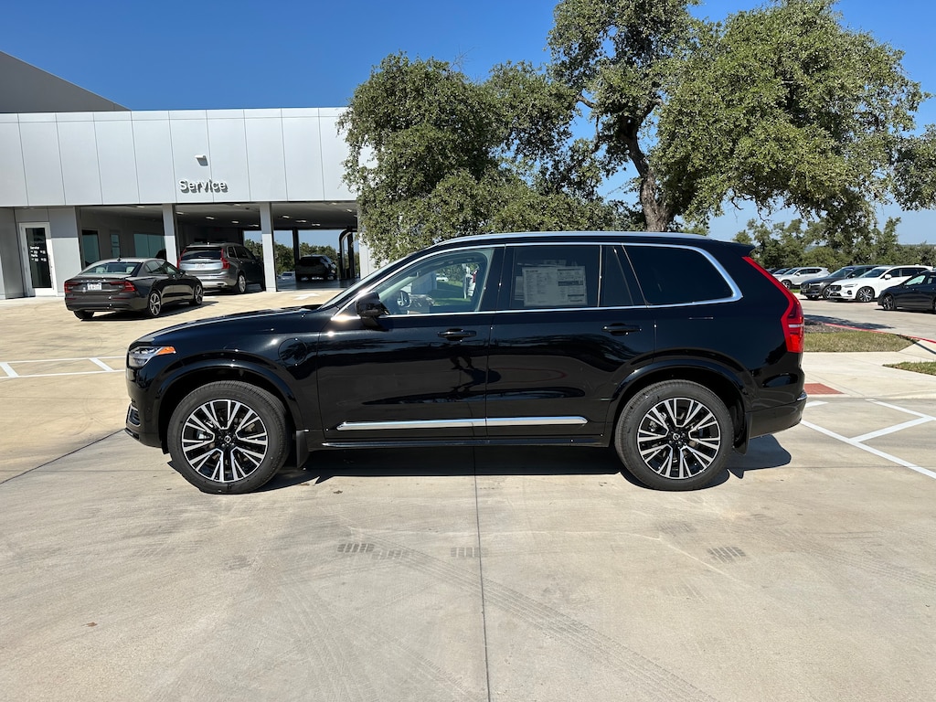 Used 2025 Volvo XC90 plug-in hybrid T8 Plus 7-Seater SUV