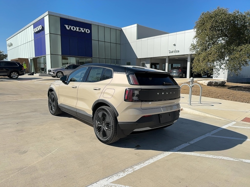 Used 2026 Volvo EX30 Cross Country Ultra SUV