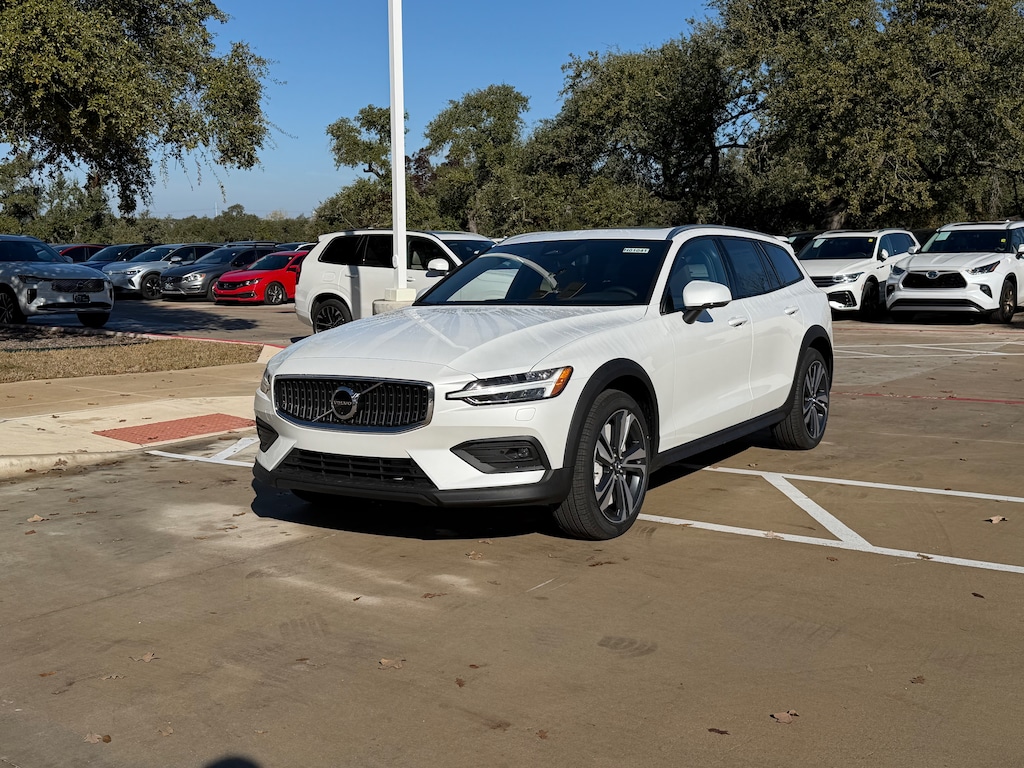 New 2026 Volvo V60 Cross Country B5 Plus Wagon