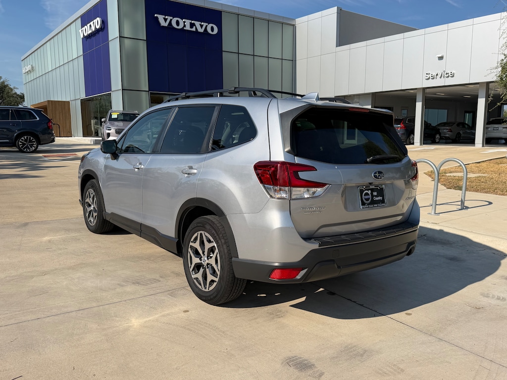 Used 2022 Subaru Forester Premium SUV