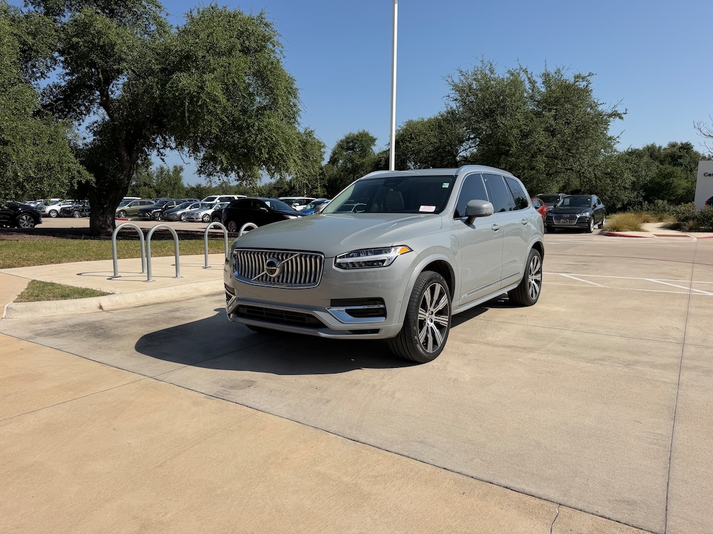 Certified 2025 Volvo XC90 Plug-In Hybrid T8 Plus Bright Theme 6P SUV