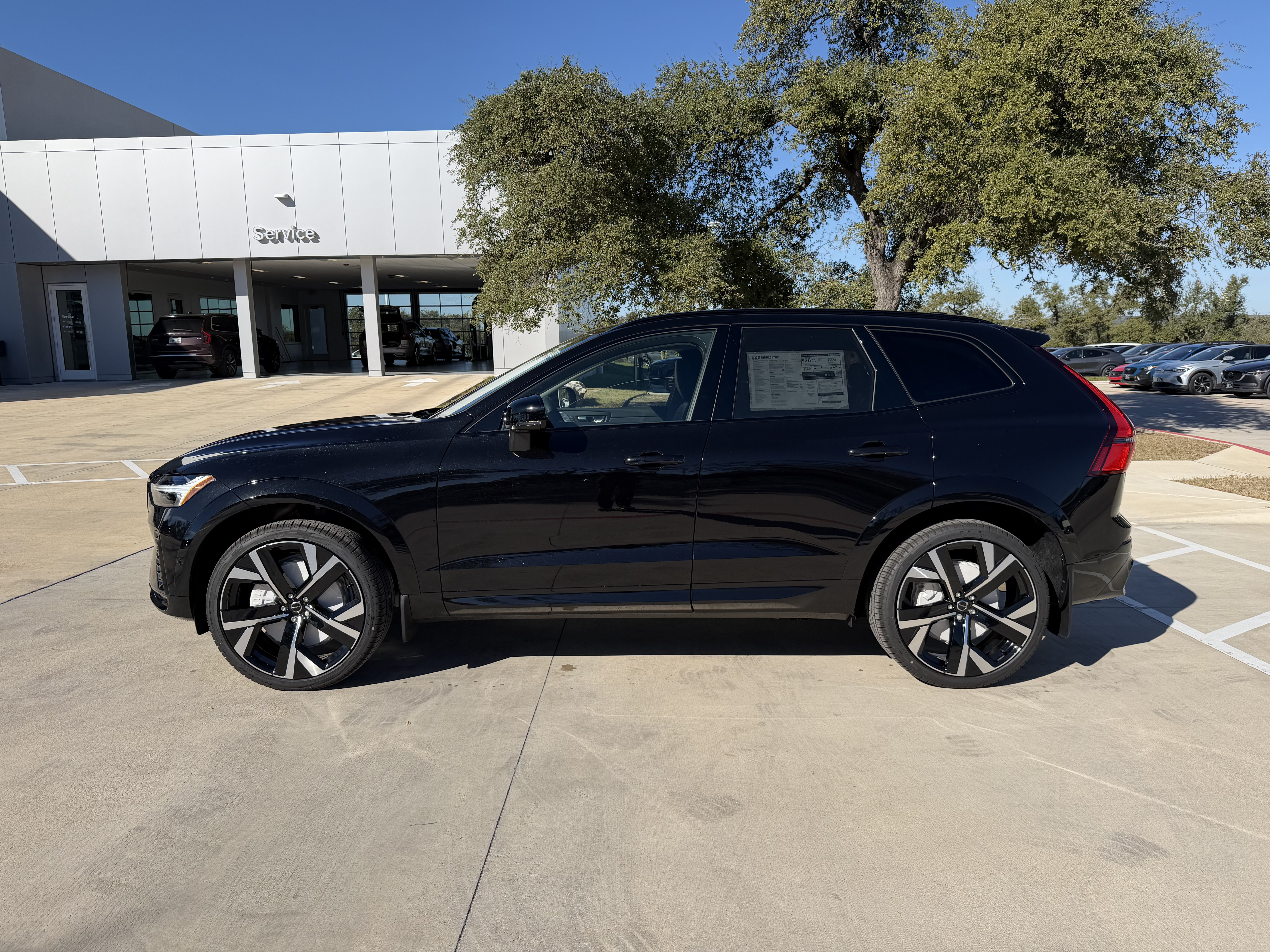 New 2026 Volvo XC60 B5 Ultra SUV