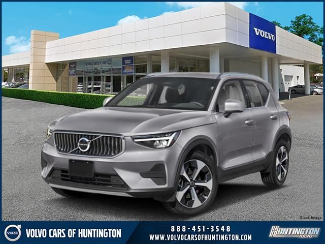 2026 Volvo XC40