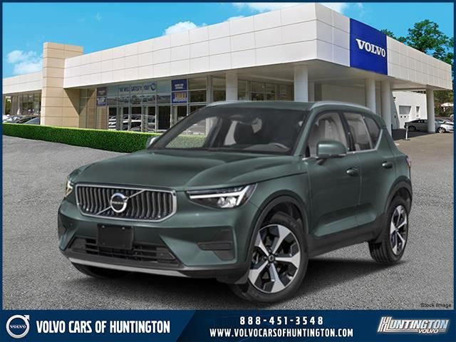 2026 Volvo XC40 Plus