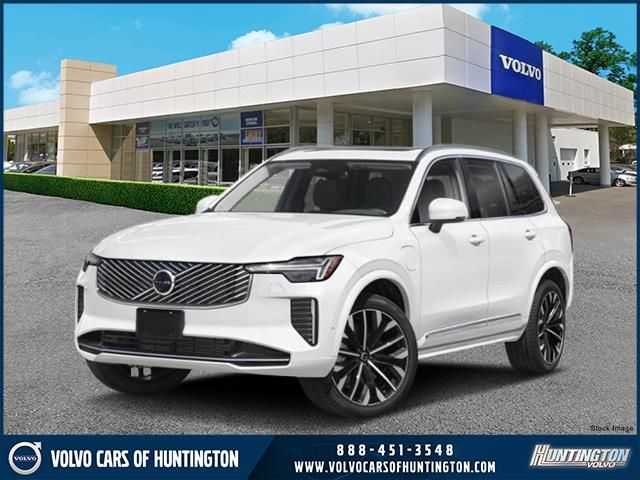  Volvo XC90 Plug-In Hybrid