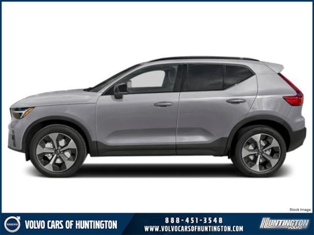 New 2026 Volvo XC40 B5 Plus SUV