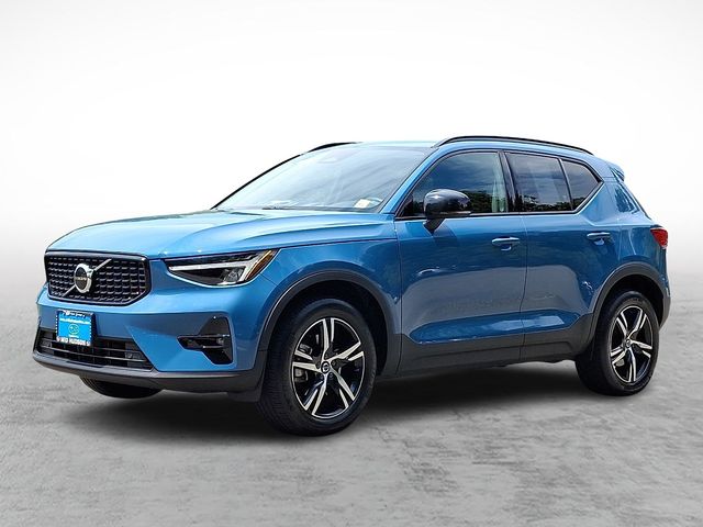 2023 Volvo XC40
