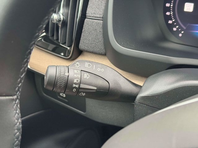 2026 Volvo XC90 Plus - Photo 21