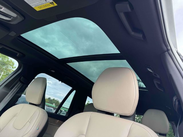 2026 Volvo XC90 Ultra - Photo 18