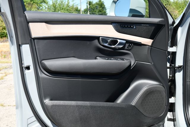 2026 Volvo XC90 Plus - Photo 11