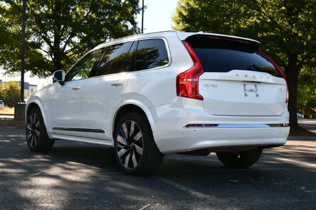 Certified 2024 Volvo XC90 Recharge Plug-In Hybrid T8 Plus Bright Theme 7 Passenger SUV