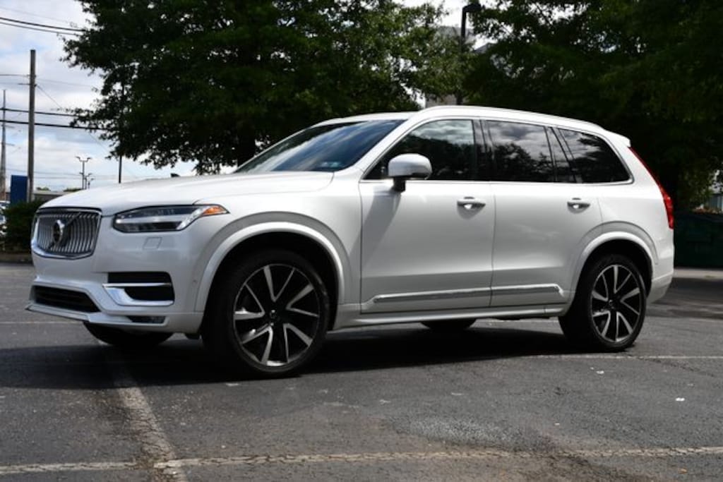 Certified 2023 Volvo XC90 B6 Plus 6-Seater SUV