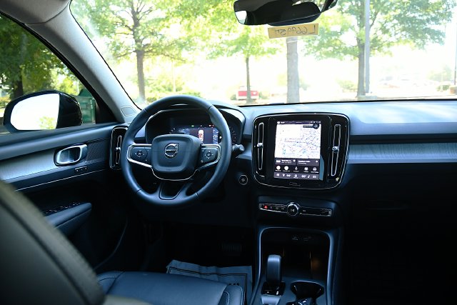 2026 Volvo XC40 Core - Photo 19