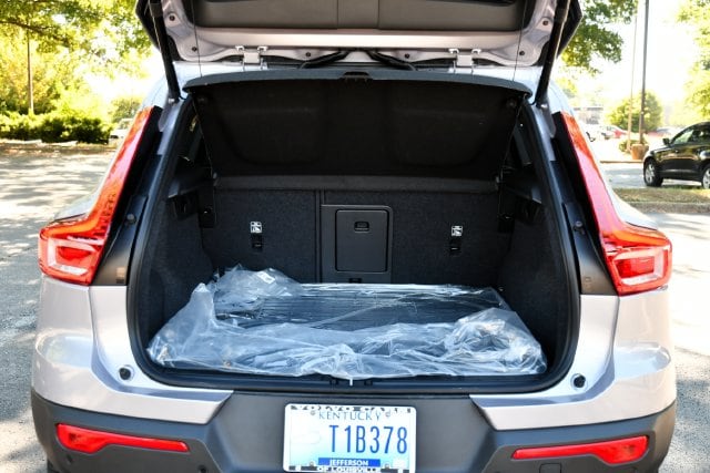 2026 Volvo XC40 Core - Photo 28