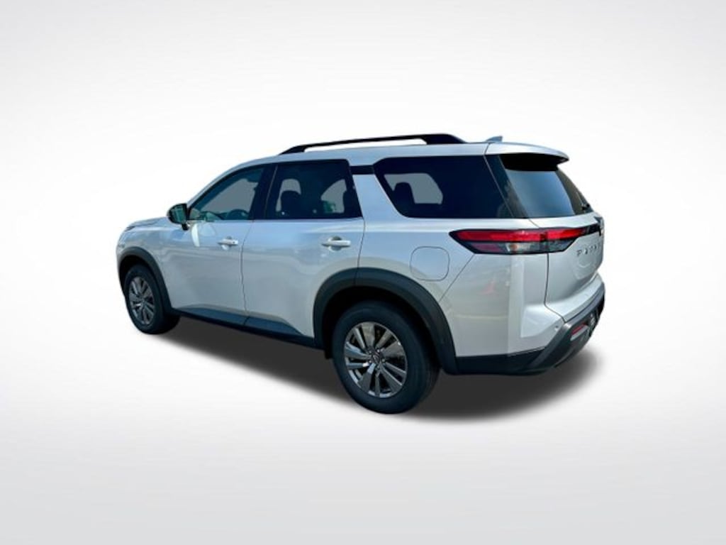 Used 2025 Nissan Pathfinder SV SUV