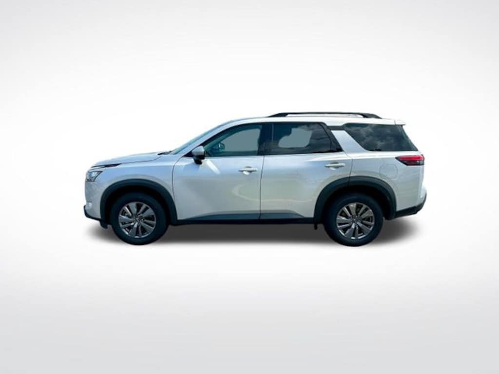 Used 2025 Nissan Pathfinder SV SUV